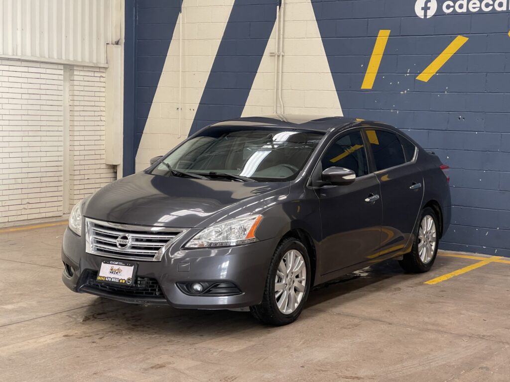 Nissan Sentra Exclusive Cdecar