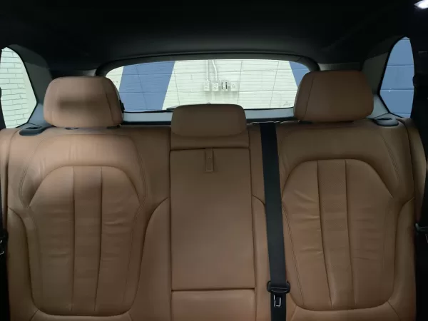 BMW X5 40i 2019 paquete M - Image 13
