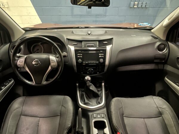 Nissan Np300 Frontier Platinum Le 2020 - Image 11