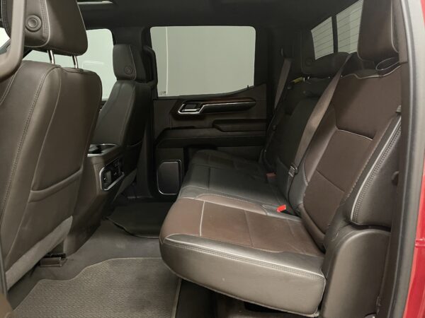 GMC Sierra Denali 2024 - Image 16