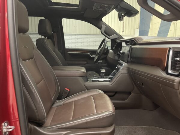GMC Sierra Denali 2024 - Image 13