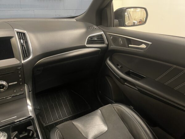 Ford Edge St 2019 - Image 12