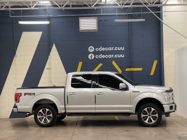 Ford F150 Lariat 2015 - Image 9