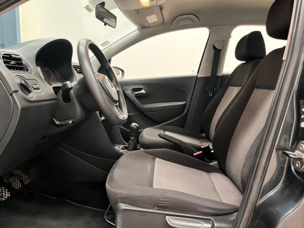 Volkswagen Vento Startline 2019 - Image 9