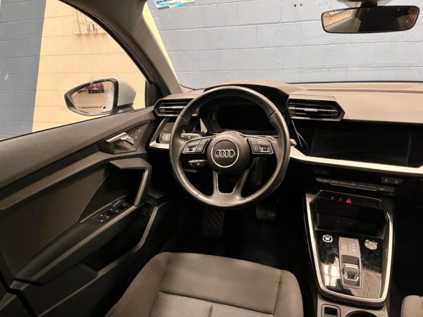 Audi A3 Dynamic 2022 - Image 10