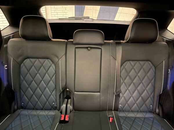 Volkswagen Teramont Cross Sport R-Line 2024 - Image 14