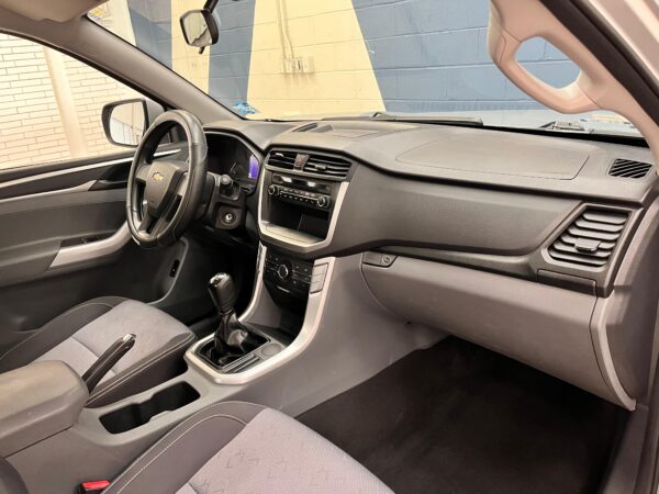 Chevrolet S10 Max Cab. Reg. 2023 - Image 12