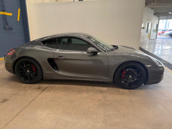 Porsche Cayman S 2016 - Image 9