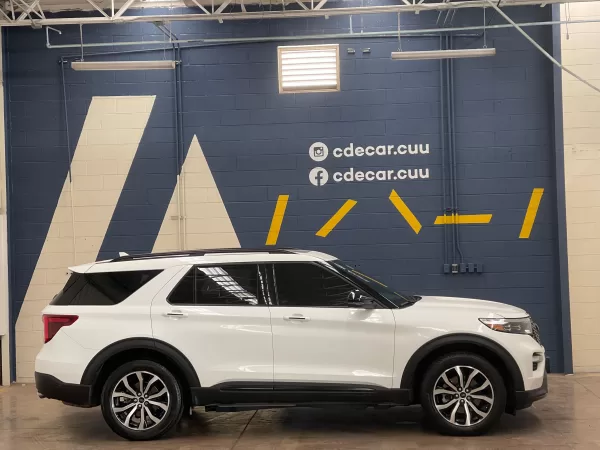 Ford Explorer ST 2023 - Image 8