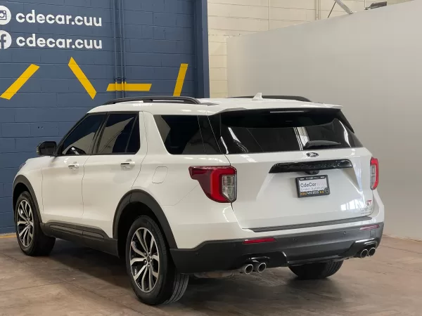 Ford Explorer ST 2023 - Image 5