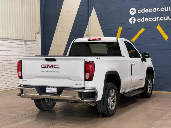 GMC Sierra SLE 2024 - Image 7