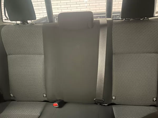 Toyota Hilux SR 2021 - Image 15