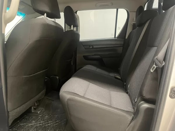 Toyota Hilux SR 2021 - Image 16