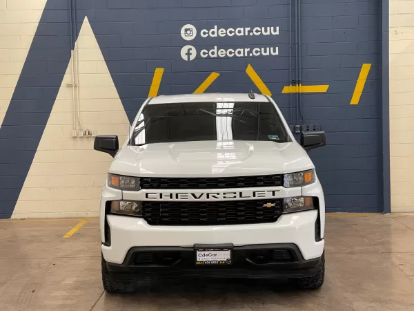 Chevrolet Silverado Custom 2021 - Image 2