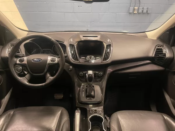 Ford Escape Titanium 2015 - Image 11