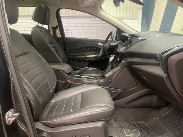 Ford Escape Titanium 2015 - Image 13