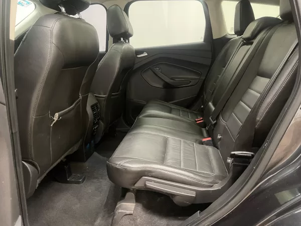 Ford Escape Titanium 2015 - Image 16