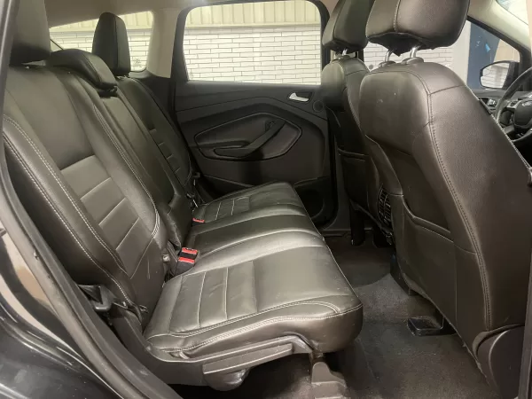 Ford Escape Titanium 2015 - Image 14