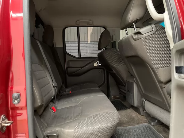 Nissan Frontier PRO4X 2014 - Image 14
