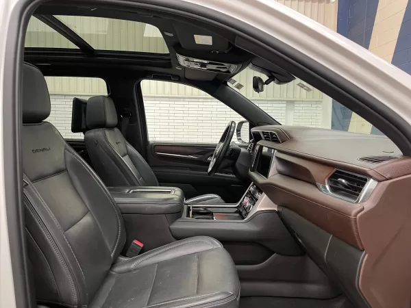 GMC Yukón Denali XL 2021 - Image 13