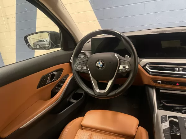 BMW 320i Executive 2023 - Image 10