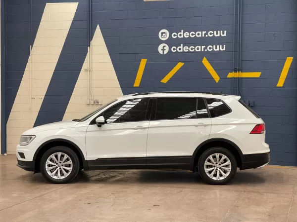 Volkswagen Tiguan Trendline Plus 2021 - Image 4