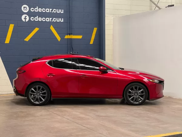 Mazda 3 I Grand Touring 2020 - Image 8