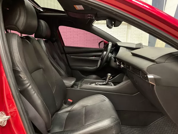 Mazda 3 I Grand Touring 2020 - Image 13