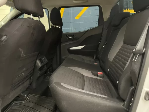 Nissan Frontier LE 2021 - Image 15