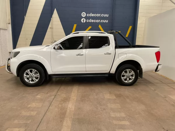 Nissan Frontier LE 2021 - Image 4