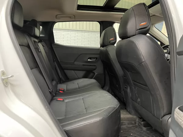 Nissan Kicks Platinum 2025 - Image 9