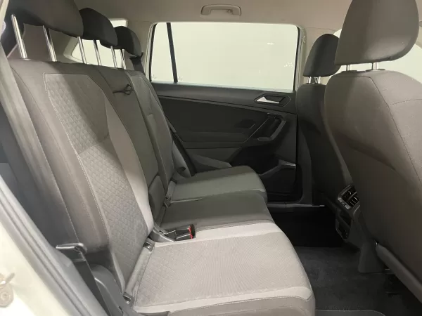 Volkswagen Tiguan Trendline Plus 2021 - Image 16