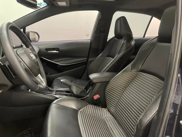 TOYOTA COROLLA SE 2021 - Image 14