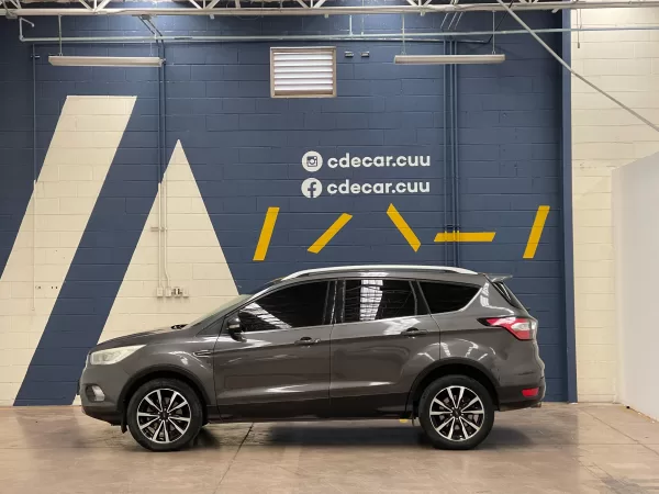 Ford Escape Titanium 2017 - Image 6
