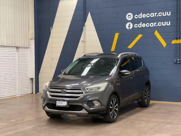 Ford Escape Titanium 2017 - Image 4