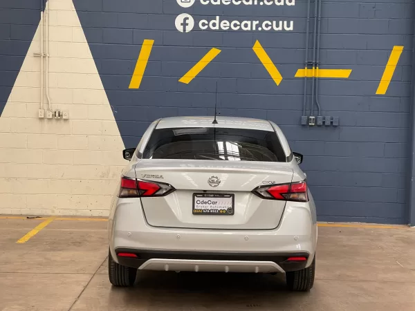 Nissan versa Advance 2022 - Image 6