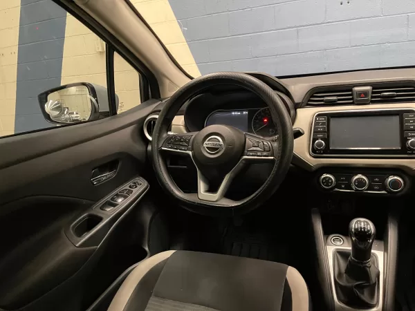 Nissan versa Advance 2022 - Image 10