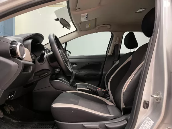Nissan versa Advance 2022 - Image 13
