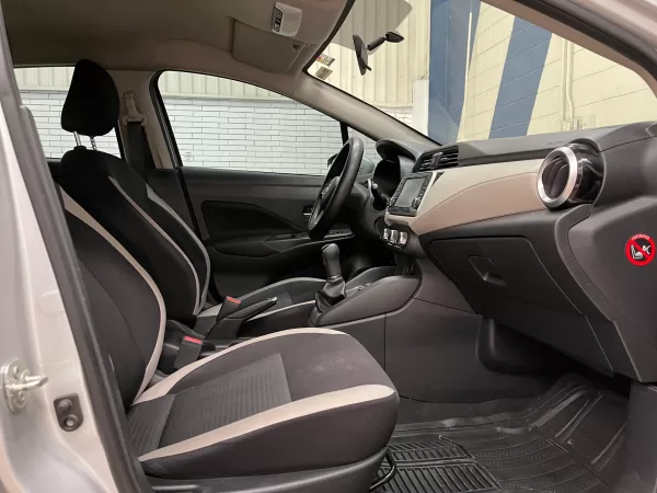 Nissan versa Advance 2022 - Image 17
