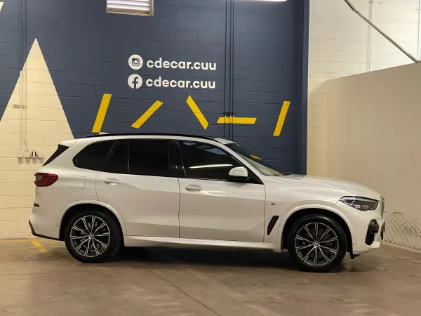 BMW X5 40i 2019 paquete M - Image 8