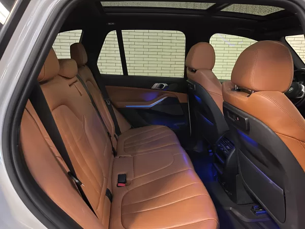 BMW X5 40i 2019 paquete M - Image 14