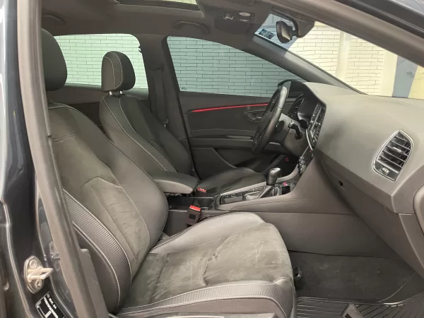 Seat León Cupra 2020 - Image 11