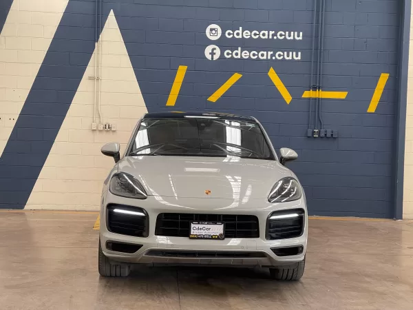 Porsche Cayenne GTS 2022 - Image 2