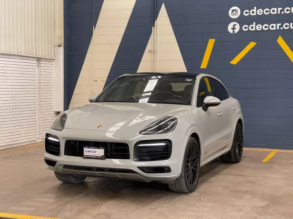 Porsche Cayenne GTS 2022 - Image 3