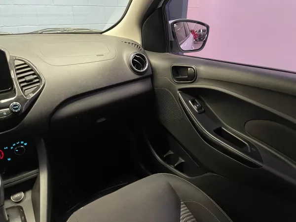 Ford Figo Titanium 2020 - Image 12
