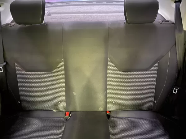 Ford Figo Titanium 2020 - Image 15