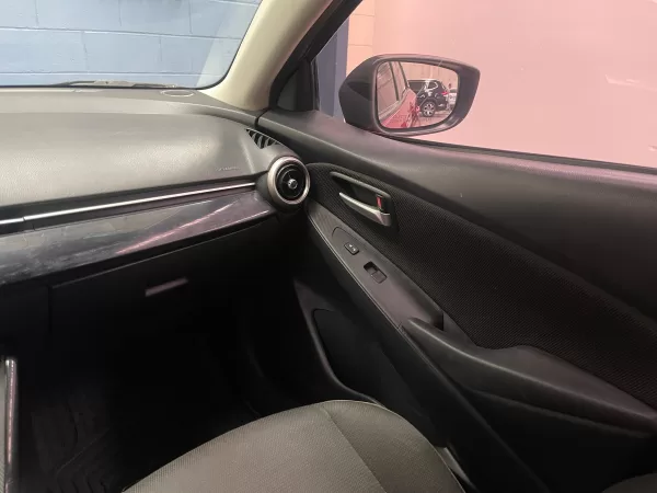 Mazda 2 I Touring 2021 - Image 12