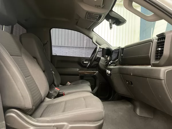 GMC Sierra SLE 2022.5 - Image 13