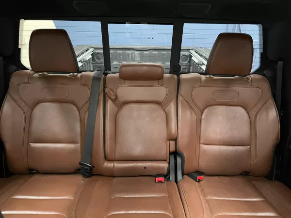 Dodge RAM 1500 Mild Hybrid 2022 - Image 15