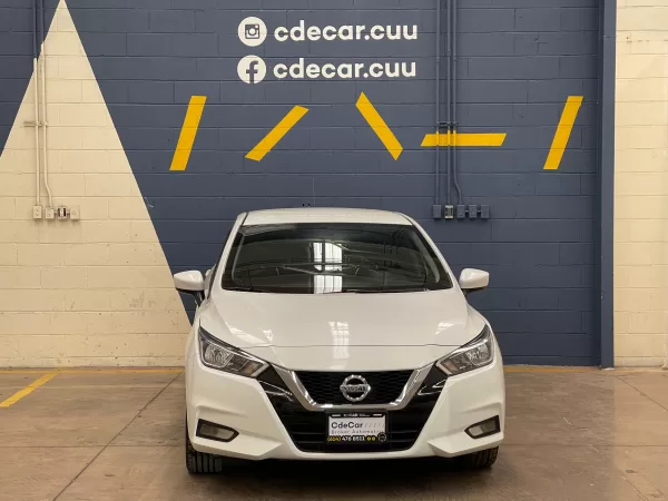 Nissan Versa Advance 2022 - Image 2